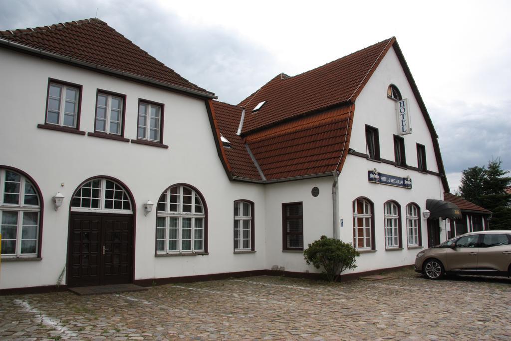 Hotel Zum goldenen Stern Leibsch Exterior foto